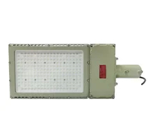 उच्च दक्षता 130lm/w IP66 और WF2 सुरक्षा स्तर विरोधी सबूत सड़क प्रकाश स्थापित के साथ बाढ़ प्रकाश
