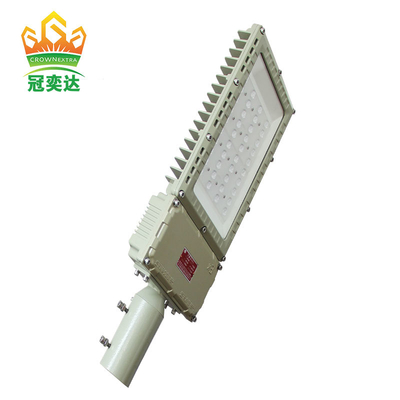 उच्च दक्षता 130lm/w IP66 और WF2 सुरक्षा स्तर विरोधी सबूत सड़क प्रकाश स्थापित के साथ बाढ़ प्रकाश
