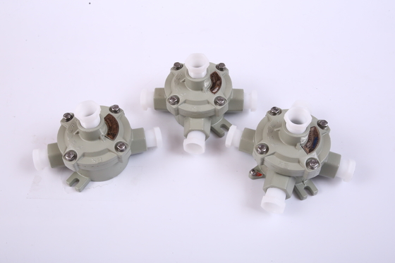 अनुकूलन योग्य IP65 विस्फोट प्रूफ जंक्शन बॉक्स G1/2&quot; G3/4&quot; G1&quot; G1 1/4 G1 1/2&quot; G2&quot;