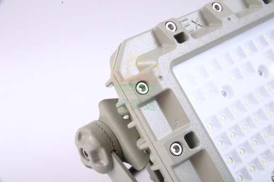 ATEX IECE तेल और गैस कंपनी खनन विस्फोट प्रूफ एलईडी बाढ़ प्रकाश 150W 140lm/w