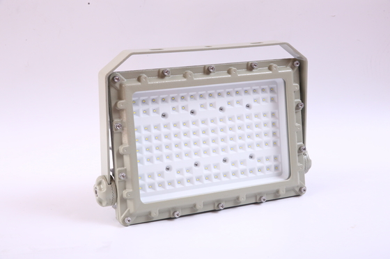 पेट्रोलियम गैस और औद्योगिक क्षेत्रों के लिए AC100-277V वोल्टेज 50w और IP66 सुरक्षा स्तर विस्फोट प्रूफ एलईडी बाढ़ प्रकाश