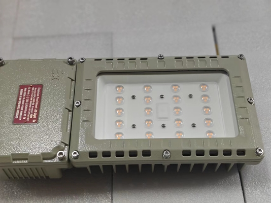 100W - 200W छत विस्फोट प्रूफ एलईडी फ्लडलाइट IECEx ATEX CNEX प्रमाणित