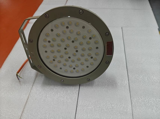 WF2 50000hrs विस्फोट प्रूफ एलईडी बे लाइट तेल गैस संरक्षण IP66