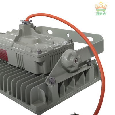 प्रीमियम दक्षता 130lm/W एलईडी एटेक्स फ्लडलाइट 100W 200W चरम औद्योगिक वातावरण के लिए
