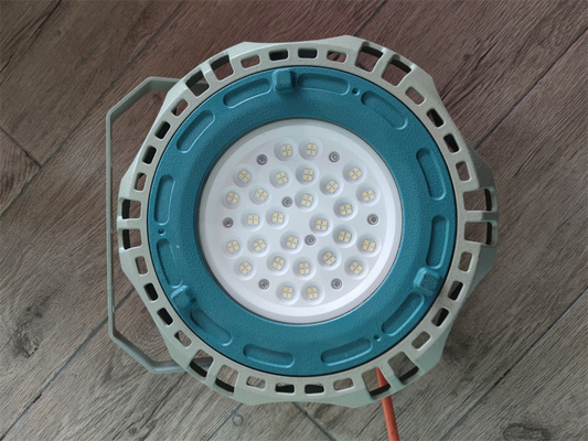 ATEX हाईबे विस्फोट प्रूफ एलईडी लाइट 180lm/w 50/100/200/250W 90-290V तेल क्षेत्र रसायन EPC के लिए
