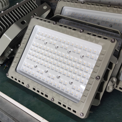ATEX विस्फोट प्रूफ 200W LED फ्लड लाइट 50000Hrs 130Lm/W 120° बीम 60°/90° ऑप्ट वाटरप्रूफ Ip66 3 टाइम ज़ोन 2/21/22