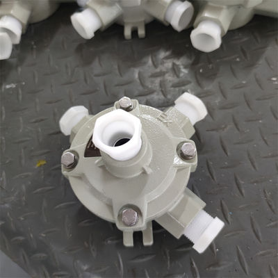 कस्टम संलग्नक IP66 जलरोधक ATEX जंक्शन बॉक्स संलग्नक लौ retardant शक्ति 220V/380V कास्ट एल्यूमीनियम जंक्शन बॉक्स