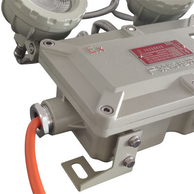 विमानन ईंधन भंडारण क्षेत्रों के लिए विस्फोट प्रतिरोधी अग्नि प्रतिरोधी एल्यूमीनियम मिश्र धातु अग्नि प्रतिरोधी आपातकालीन प्रकाश