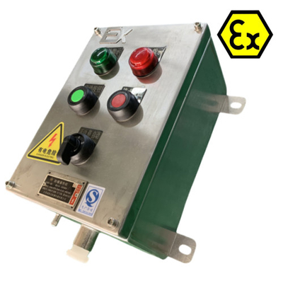 ATEX स्टेनलेस स्टील नियंत्रण स्टेशन IP66 Exd विस्फोट प्रूफ केबल पोर्ट 10A के साथ लौरोरोधी नियंत्रण पैनल