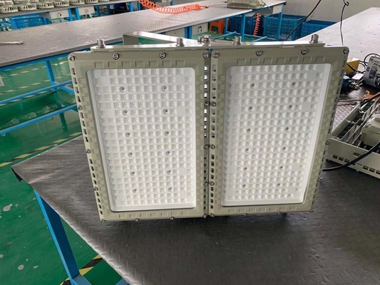 आउटडोर अस्थायी विस्फोट प्रूफ एलईडी फ्लड लाइट आईपी65 100W एल्यूमीनियम प्लेट के साथ
