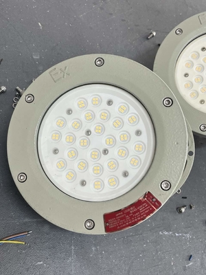 ATEX IECEx प्रमाणित 100W-240W विस्फोट प्रूफ एलईडी हाई बे लाइट IP66