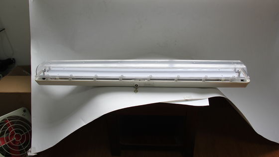 बीवाईएस सीरीज एक्सप्लोजन प्रूफ लीनियर लाइट ट्रिपल सर्टिफिकेशन के साथ – ATEX/IECEx/CNEX स्वीकृत खतरनाक क्षेत्र LED फिक्स्चर, IP66 रेटेड, 5-वर्ष की वारंटी, अनुकूलन योग्य वाट क्षमता और आकार