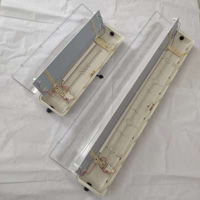 खतरनाक क्षेत्रों के लिए तेल और गैस रासायनिक संयंत्र खनन समुद्री सुविधाएं विस्फोट प्रूफ रैखिक एलईडी प्रकाश औद्योगिक ग्रेड IP66 प्रकाश व्यवस्था ऊर्जा कुशल डिजाइन कम करता है टिकाऊ 0.6/1.2m ATEX/IECEx/CNEX