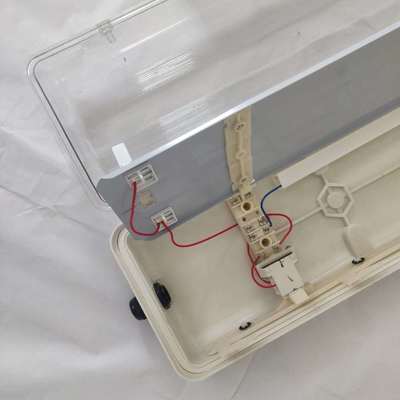 ATEX/IECEx/CNEX विस्फोट प्रूफ रैखिक एलईडी लाइट – खतरनाक स्थानों के लिए औद्योगिक ग्रेड लाइटिंग, ऊर्जा कुशल, IP66, कस्टम पावर और रंग तापमान विकल्प