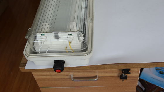 खतरनाक क्षेत्रों के लिए तेल और गैस रासायनिक संयंत्र खनन समुद्री सुविधाएं विस्फोट प्रूफ रैखिक एलईडी प्रकाश औद्योगिक ग्रेड IP66 प्रकाश व्यवस्था ऊर्जा कुशल डिजाइन कम करता है टिकाऊ 0.6/1.2m ATEX/IECEx/CNEX