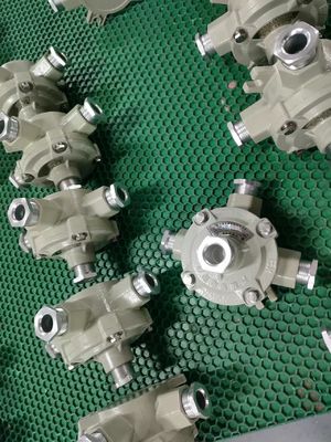 IP65 मौसम प्रूफ विस्फोट प्रूफ जंक्शन बॉक्स ग्राहक सेटिंग्स रेंज 20- 20000