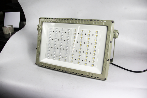 ATEX Flameproof एलईडी स्ट्रीट लाइट 250W IECEx प्रमाणित विस्फोट प्रूफ लाइटिंग जोन 1 और 2 खतरनाक क्षेत्रों के लिए