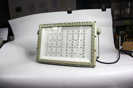 50000H लाइफस्पैन ATEX एक्सप्लोजन प्रूफ LED रोडवे लाइट 250W | CNEX प्रमाणित खतरनाक ज़ोन लाइटिंग