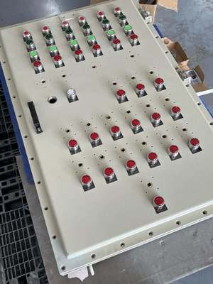 अग्निरोधी नियंत्रण कक्ष IIB T4 खतरनाक क्षेत्रों के लिए विस्फोट प्रतिरोधी वितरण संलग्नक