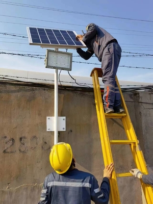 पनरोक रासायनिक उद्योग 100w पूर्व सबूत सौर सड़क प्रकाश 5 साल की वारंटी Atex