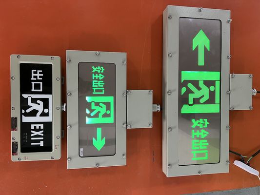 दीवार पर लगने वाला 3W 120 180 मिनट आपातकालीन निकास प्रकाश, कस्टम रंग, एलईडी संकेतक, सतह को ज़ोन 1 और ज़ोन 2 के लिए अनुकूलित किया जा सकता है