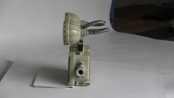 अग्नि आपातकालीन BCJ IP66 विस्फोट प्रूफ प्रकाश डबल एलईडी आपातकालीन प्रकाश 180 मिनट