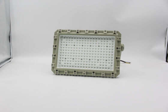 IP66 Explosion Proof 3000K-5700K LED Flood Light Oil / Gas Industry Lighting Fixture
