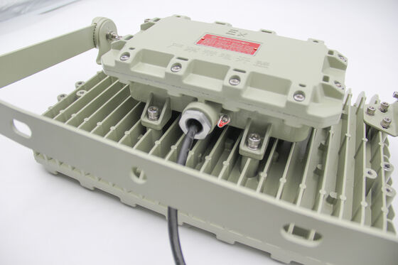 IECEx ATEX प्रमाणित उच्च गुणवत्ता वाले 50W 250W विस्फोट-सबूत फ्लडलाइट्स 3 5 साल की वारंटी के साथ