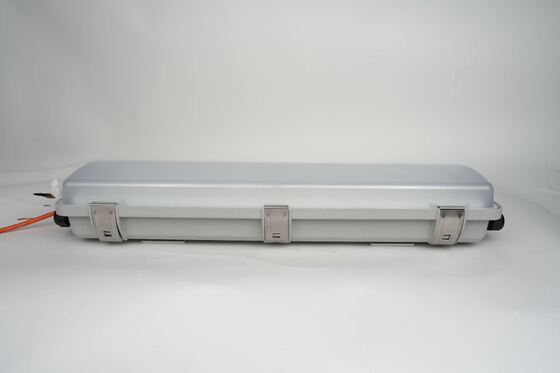 तेल गैस एलपीजी एनपीजी ऑफशोर उपयोग जोन 1 और जोन 2 के लिए विस्फोट-रोधी लीनियर फ्लोरोसेंट एलईडी लाइट