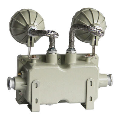 वोल्टेज 100 से 295VAC 24VDC 50-60HZ विस्फोट प्रूफ एलईडी लैंप खतरनाक क्षेत्रों के लिए लंबे जीवन और प्रदर्शन की विशेषता