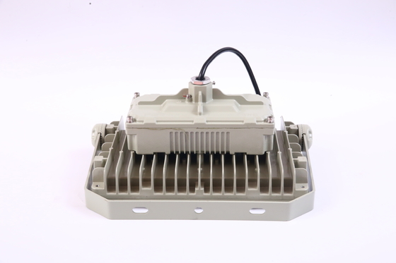 135lm/w CRI Ra 80 AC100-277V के साथ दक्षता क्षेत्र 1 2 और क्षेत्र 21 22 के लिए विस्फोट प्रूफ एलईडी बाढ़ प्रकाश