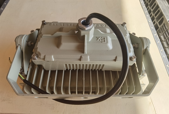 150w Ip66 और 130lumen / वाट विस्फोट प्रूफ क्षेत्र1,2&amp; क्षेत्र21 के लिए एलईडी बाढ़ प्रकाश,22