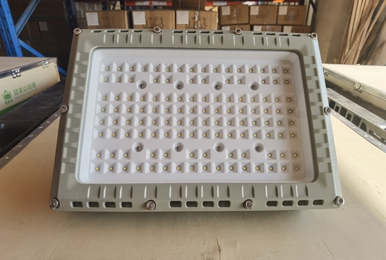 150w Ip66 और 130lumen / वाट विस्फोट प्रूफ क्षेत्र1,2&amp; क्षेत्र21 के लिए एलईडी बाढ़ प्रकाश,22